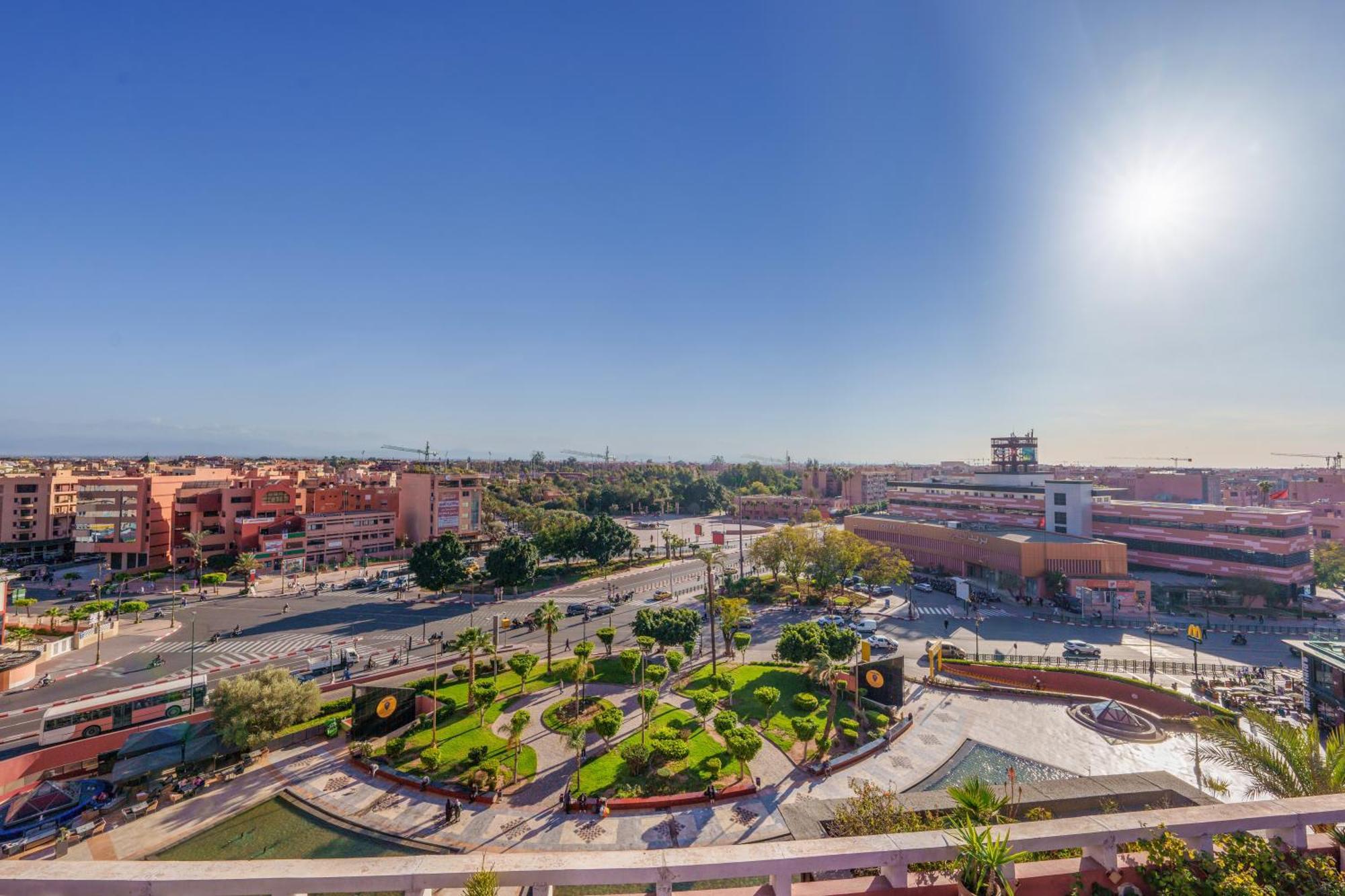 Appartement Chic Gueliz Plaza Avec Vue Marrakesh Luaran gambar